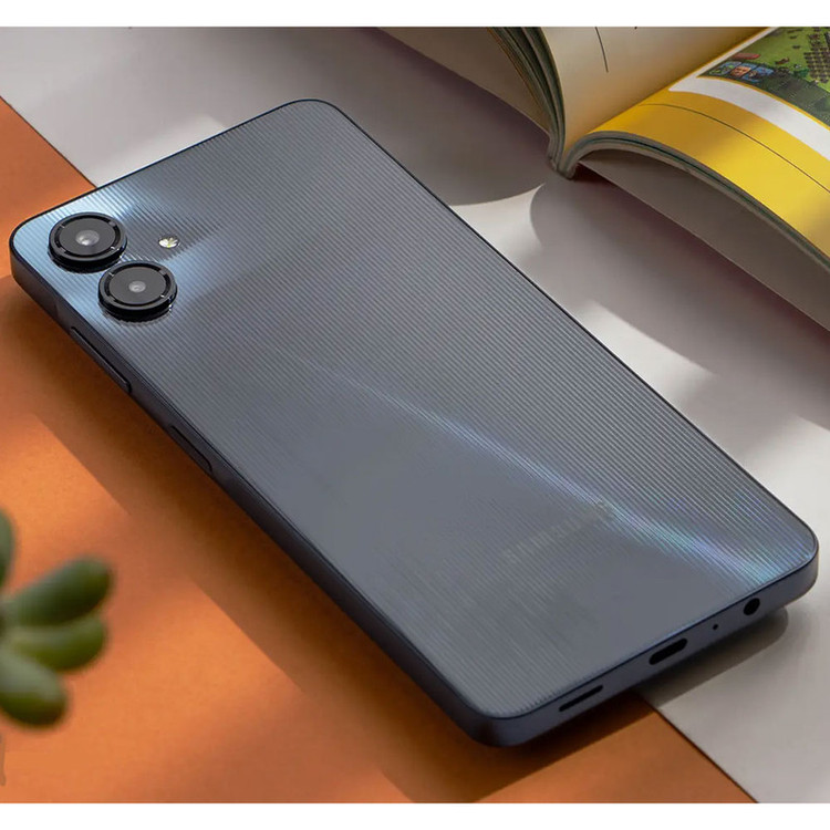 گوشی موبایل سامسونگ مدل Galaxy A06 با ظرفیت 64 گیگابایت و رم 4 گیگابایت